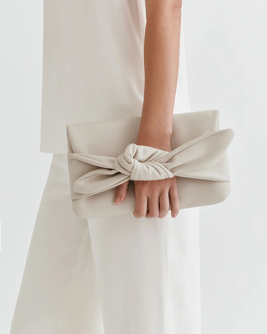 Bow Clutch