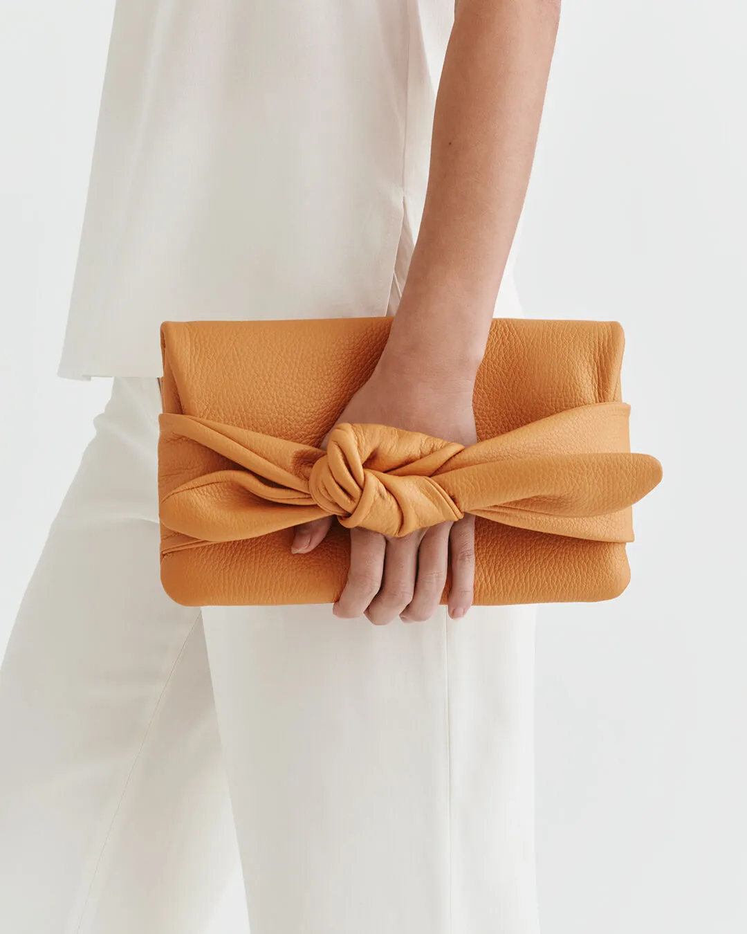 Bow Clutch