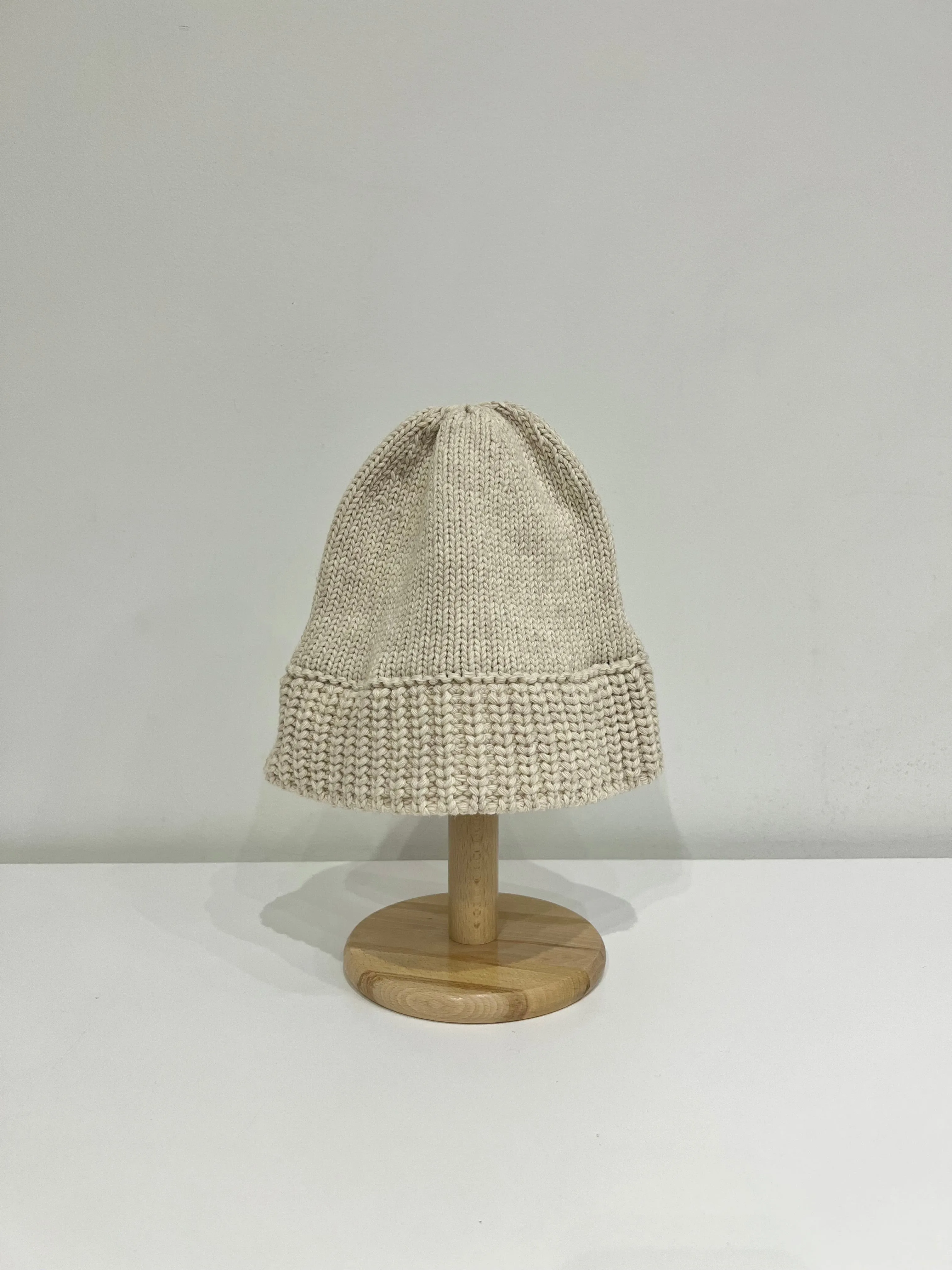 CAROL Knit bucket hat