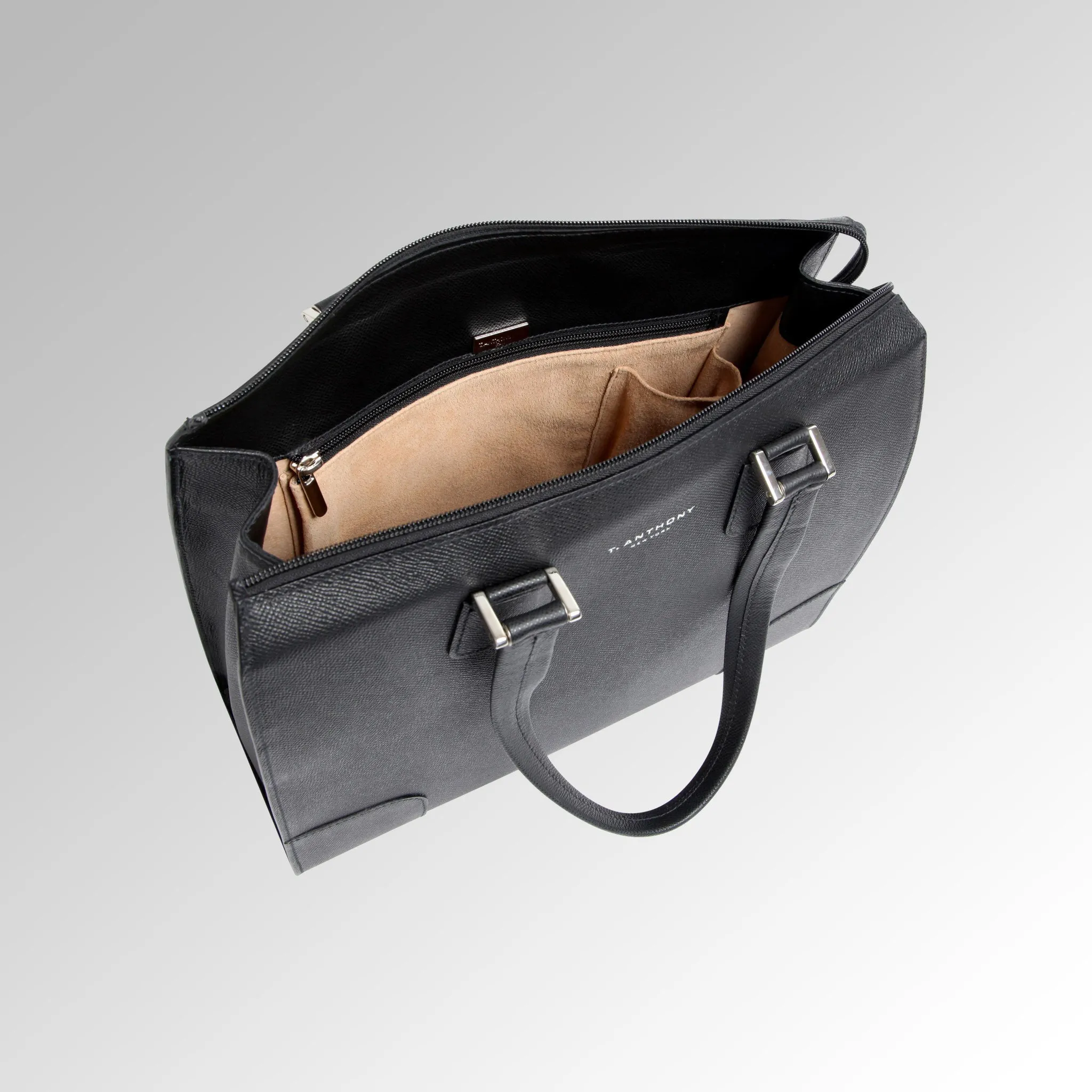 DRESSAGE SHOULDER BAG