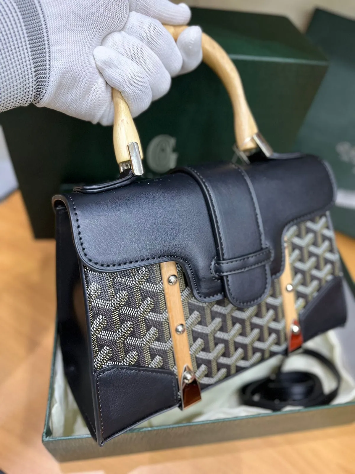 Goyard Coated Leather MM Saigon Top Handle Women Bag (Black)