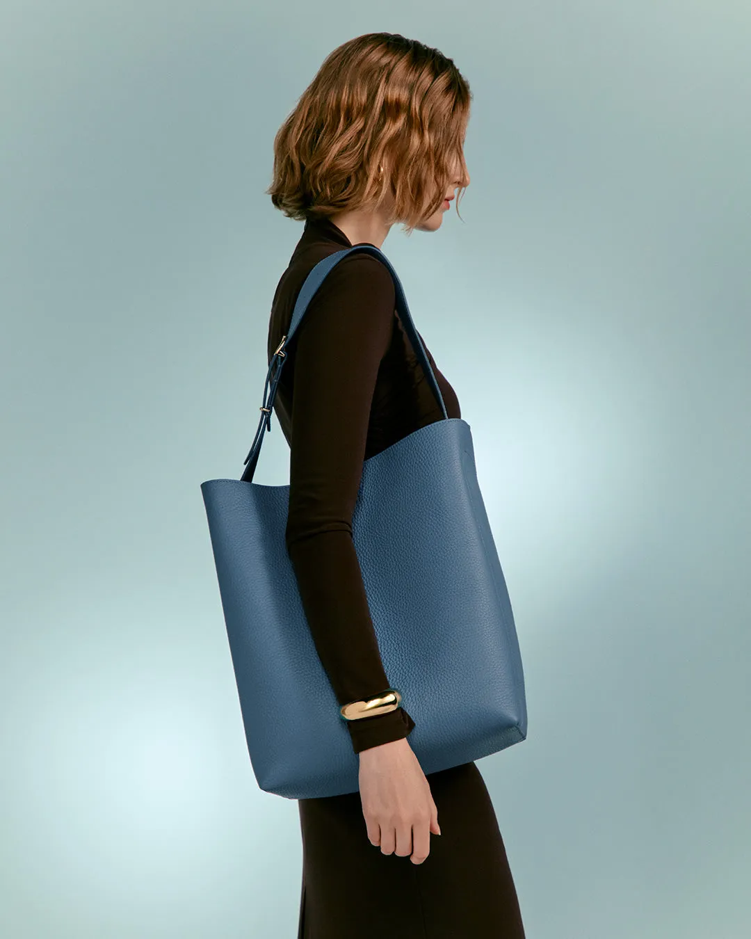 Oversized Linea Bag