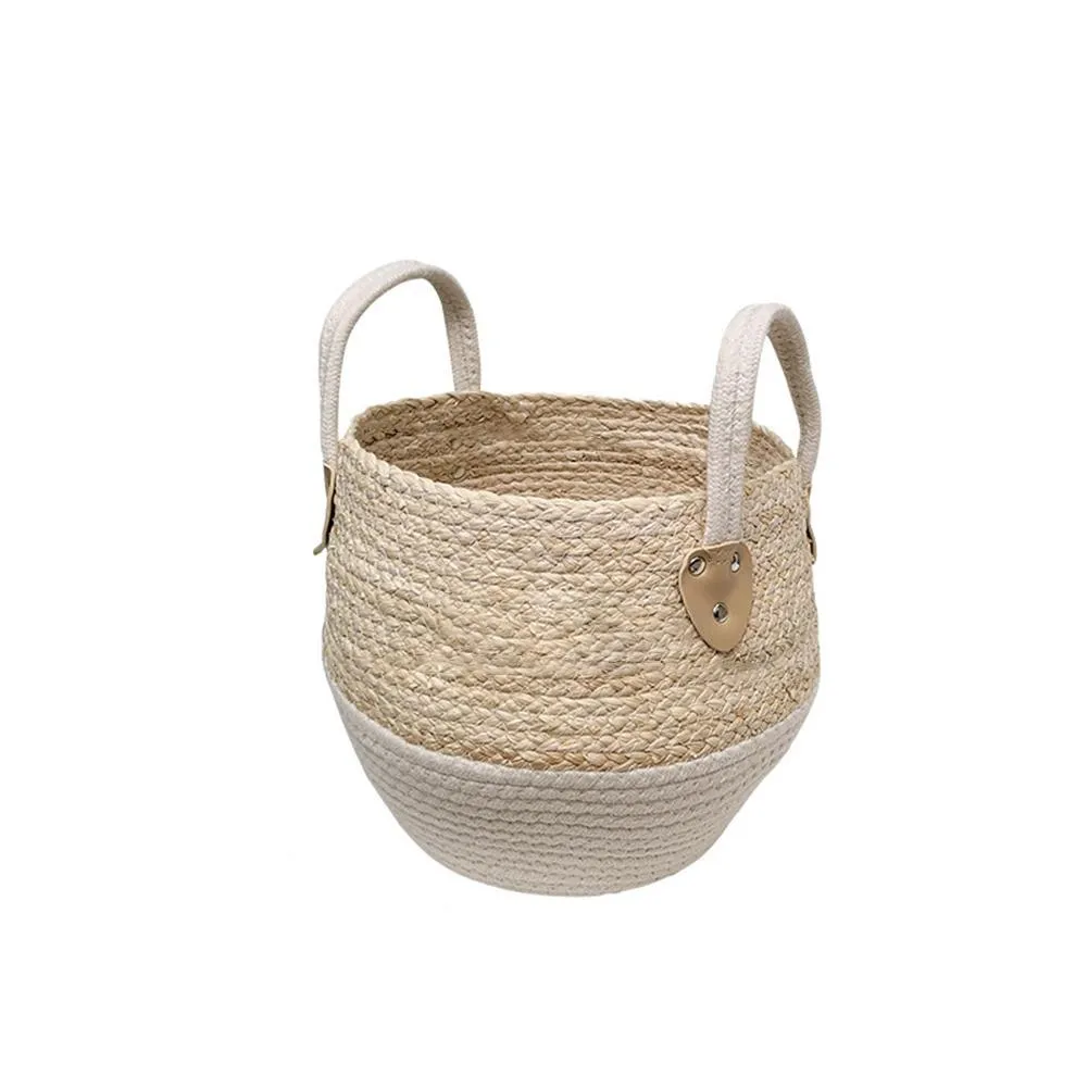 Straw storage baskets